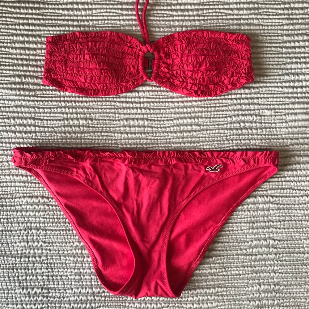 Hollister Ruffled Bandeau Bikini